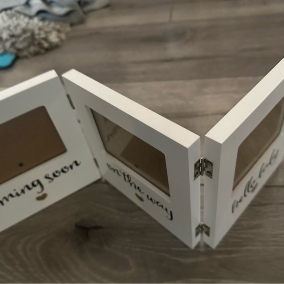 Baby Pregnancy Picture Frame - Picture 2 of 3